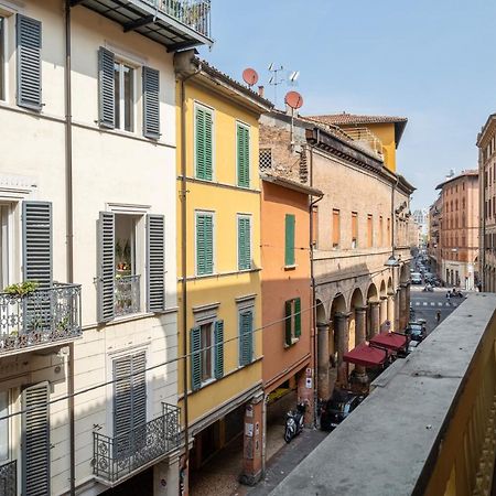 A Due Passi Dalla Pinacoteca Apartment Bologna Ngoại thất bức ảnh