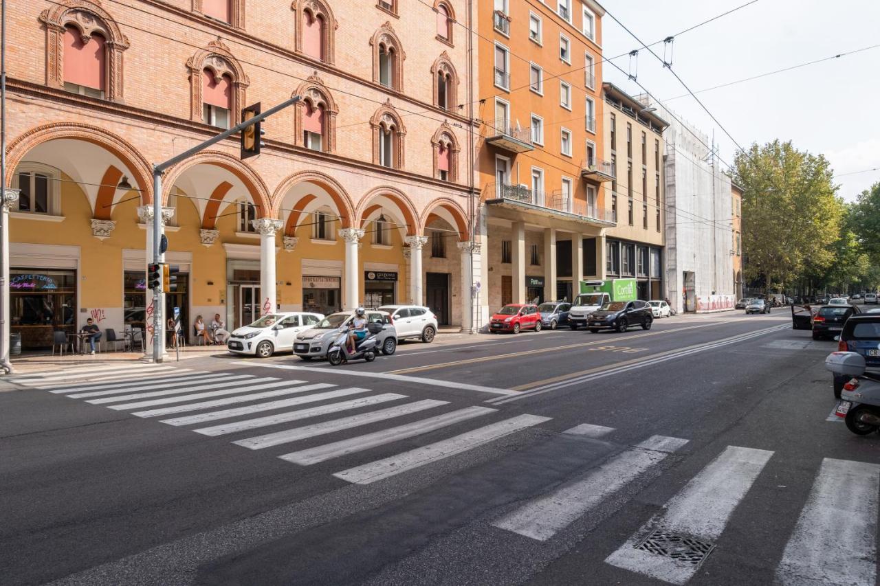 A Due Passi Dalla Pinacoteca Apartment Bologna Ngoại thất bức ảnh