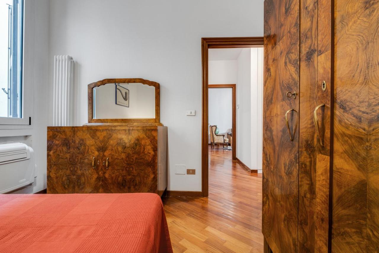 A Due Passi Dalla Pinacoteca Apartment Bologna Ngoại thất bức ảnh